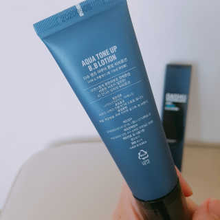 다슈코리아 다슈 맨즈 톤 업 비비로션 40ml — 4점을 준 리뷰어가 2018년 6월 올린 사용 사진