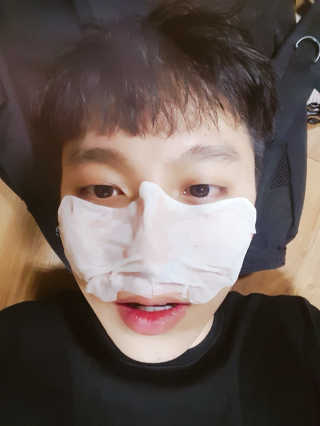 23years old 에어레이닉 포어 마스크 — 4점을 준 리뷰어가 2017년 11월 올린 사용 사진