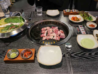고기원칙 강서구청점 [고기원칙_강서구청점] 맛있는 삼겹살 2인set — 5점을 준 리뷰어가 2018년 12월 올린 사용 사진