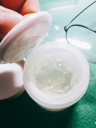 여름엔 이거 없으면 안돼 [버진팜스 푸딩수딩 크림] — 5점을 준 리뷰어가 2019년 9월 올린 사용 사진