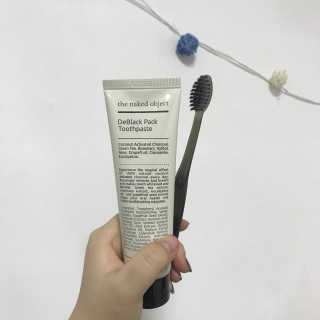 the naked object 디블랙팩치약 디블랙칫솔 세트 — 5점을 준 리뷰어가 2019년 1월 올린 사용 사진