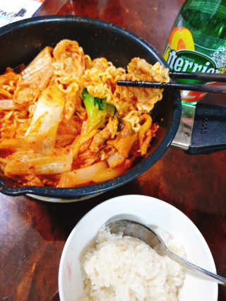 땡땡쿡 더실비김치찌개 2인분 710g 라면사리 포함 — 5점을 준 리뷰어가 2020년 1월 올린 사용 사진