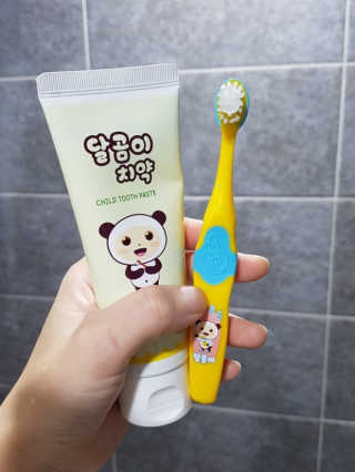 달곰이 어린이 치약+어린이 칫솔 SET — 5점을 준 리뷰어가 2018년 1월 올린 사용 사진