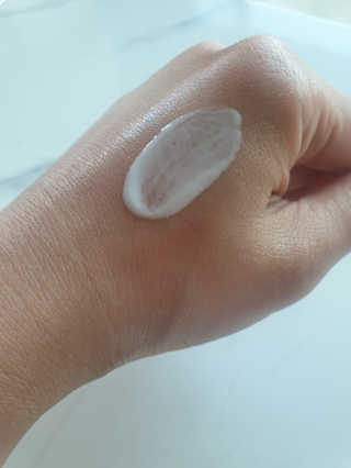 보나쥬르 멜팅 글로우 카밍 크림 50ml — 5점을 준 리뷰어가 2020년 1월 올린 사용 사진