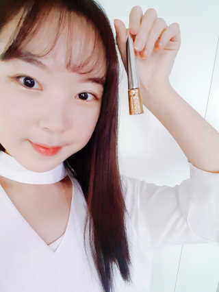 딜라잇18 홀리몰리 글리터라이너 — 4.5점을 준 리뷰어가 2016년 10월 올린 사용 사진