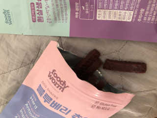푸디웜 주식회사 [푸디웜] 강아지 저알러지 수제간식 3종세트 — 3.5점을 준 리뷰어가 2019년 2월 올린 사용 사진