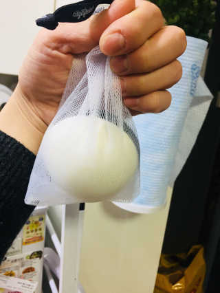 시티라이프 [CITYLIFELAB] 블랙밀크솝 105g 1개입 — 4점을 준 리뷰어가 2018년 1월 올린 사용 사진