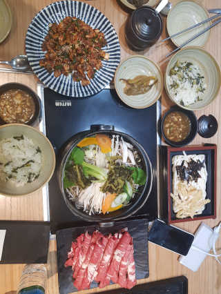 미스터시래기_수원점 [미스터시래기_수원]시래기샤브샤브와 꼬막무침2인SET — 5점을 준 리뷰어가 2019년 1월 올린 사용 사진