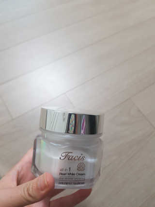 파시스 올인원 진주 화이트닝 크림 100ml — 5점을 준 리뷰어가 2019년 5월 올린 사용 사진
