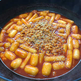 미쓰리떡볶이 just 10 min 패키지 — 5점을 준 리뷰어가 2018년 5월 올린 사용 사진