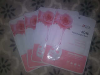 SNP Supercharged Mask_Rose Centifoli Flower — 5점을 준 리뷰어가 2019년 1월 올린 사용 사진