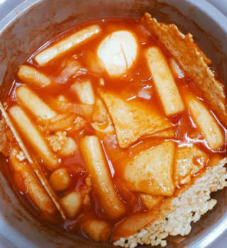 두번째 국떡 국가대표 떡볶이 1팩 + 영미칩 2봉 증정 — 5점을 준 리뷰어가 2019년 2월 올린 사용 사진
