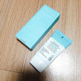 마더메이드 더 아쿠아라이트 CC크림 SPF50+ PA+++ — 4.5점을 준 리뷰어가 2019년 4월 올린 사용 사진
