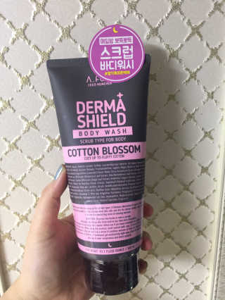 어파티 더마실드 바디워시 코튼블러썸 300ml — 5점을 준 리뷰어가 2018년 5월 올린 사용 사진