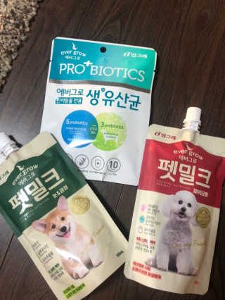 [빙그레] 에버그로 생유산균 1봉（10포입）+펫밀크2팩 — 3.5점을 준 리뷰어가 2019년 5월 올린 사용 사진