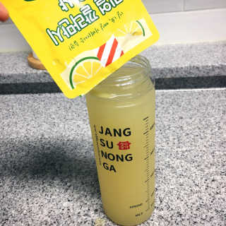 장수농가 리얼깔라만시 원샷 50ml 10팩+보틀 — 4점을 준 리뷰어가 2019년 5월 올린 사용 사진