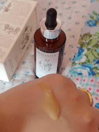 보타니티 [홍]조[진]정[결]케어 플라본 세럼 — 4.33점을 준 리뷰어가 2018년 5월 올린 사용 사진