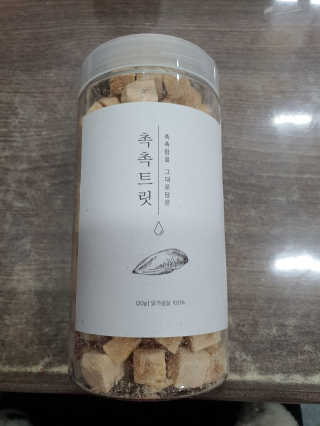 펫프렌즈 [단백질풍부] 無첨가 닭가슴살 100퍼센트 촉촉트릿 치킨 — 4.5점을 준 리뷰어가 2020년 1월 올린 사용 사진