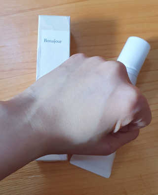 보나쥬르 멜팅 글로우 카밍 크림 50ml — 5점을 준 리뷰어가 2020년 1월 올린 사용 사진