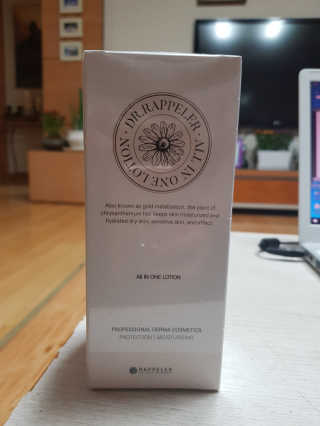 약해진 피부엔 닥터라플레 올인원로션 — 5점을 준 리뷰어가 2018년 10월 올린 사용 사진