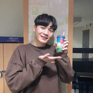마이카페라떼 말차 아몬드브리즈 7개입 — 5점을 준 리뷰어가 2019년 11월 올린 사용 사진