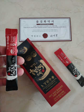메이준뉴트리 박경호의 홍삼활력스틱 10ml x 30포 — 5점을 준 리뷰어가 2020년 2월 올린 사용 사진
