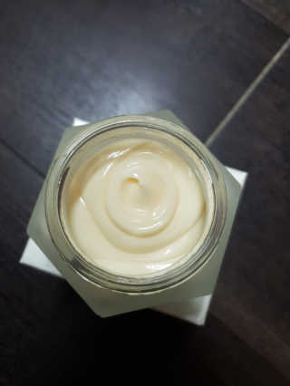 오지아이 마누카 허니 딥 케어 크림 50ml — 4점을 준 리뷰어가 2019년 12월 올린 사용 사진