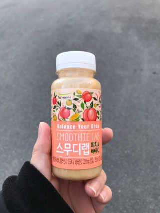 풀무원 스무디랩 피치&비타 — 3.67점을 준 리뷰어가 2017년 11월 올린 사용 사진