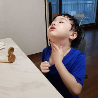 뷰티여우_아토클리닉 [아토클리닉] 아기들이 쓰는 보습, 진정 수딩젤 2개 — 5점을 준 리뷰어가 2019년 5월 올린 사용 사진