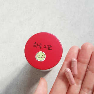 네츄럴굿띵스 잇츠 크랜베리 1병 30일분 — 4점을 준 리뷰어가 2019년 10월 올린 사용 사진