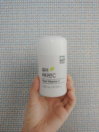 네츄럴굿띵스 퓨어 비타민C 30일분 — 3.67점을 준 리뷰어가 2018년 10월 올린 사용 사진