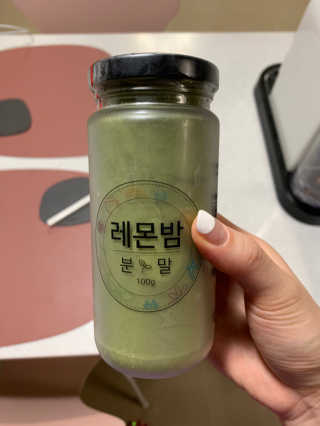 초능력 국내산 레몬밤 분말 — 4점을 준 리뷰어가 2019년 8월 올린 사용 사진