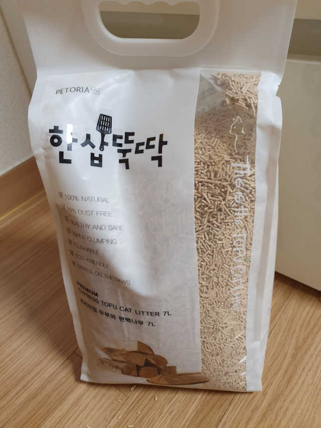 [펫토리아]한삽뚝딱 프리미엄 고양이 두부모래 리뷰 사진