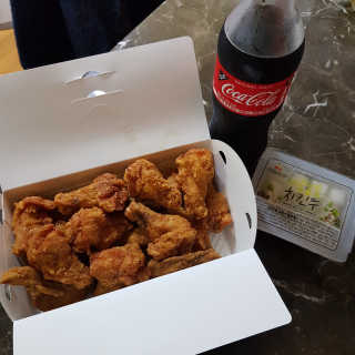 [치킨마루]-  빠사칸윙봉현미 + 콜라 500ml — 5점을 준 리뷰어가 2019년 7월 올린 사용 사진
