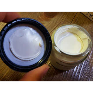 엘루스벤 에코스토어_네피밤 땀띠크림 — 4.33점을 준 리뷰어가 2017년 7월 올린 사용 사진