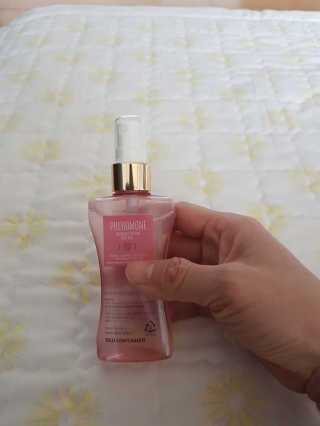 레드컨테이너 페로몬향 퍼퓸 바디미스트 80ml — 5점을 준 리뷰어가 2020년 3월 올린 사용 사진