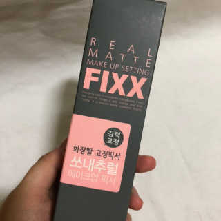쏘내추럴 리얼 매트 세팅 픽서 — 4점을 준 리뷰어가 2019년 8월 올린 사용 사진