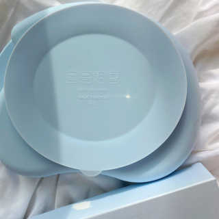 유비맘 캐릭터 실리콘 흡착 식판_색상 랜덤발송 — 5점을 준 리뷰어가 2020년 3월 올린 사용 사진