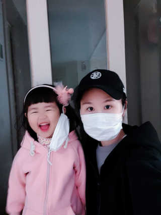 [닥터퓨리] 소프트터치 건강 마스크_성인+아동 — 5점을 준 리뷰어가 2019년 4월 올린 사용 사진