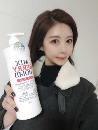 (주)에네스티 믹스베리 폭탄 트리트먼트 1000g — 5점을 준 리뷰어가 2019년 12월 올린 사용 사진