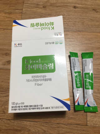 두루원 똥기사의 Kfood 화이버슬림 — 2.67점을 준 리뷰어가 2018년 7월 올린 사용 사진