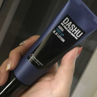다슈코리아 다슈 맨즈 톤 업 비비로션 40ml — 5점을 준 리뷰어가 2018년 6월 올린 사용 사진
