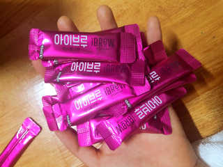 한국맥널티 아이브루 헤이즐넛향 100T — 5점을 준 리뷰어가 2019년 10월 올린 사용 사진