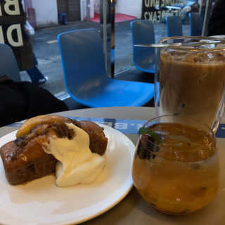 [포벨르] 아메리카노or 돌체라떼 + 에이드 + 디저트 — 4점을 준 리뷰어가 2019년 1월 올린 사용 사진