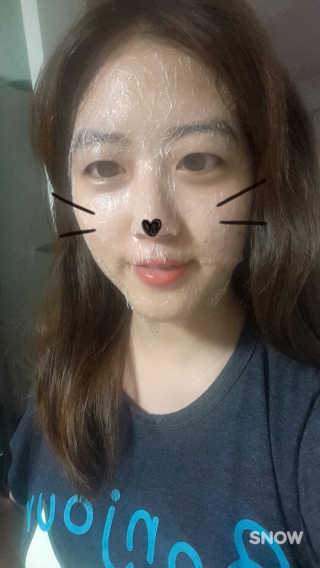 23years old 인쎄라 실프팅 쁘띠 마스크(5장) — 3점을 준 리뷰어가 2017년 5월 올린 사용 사진