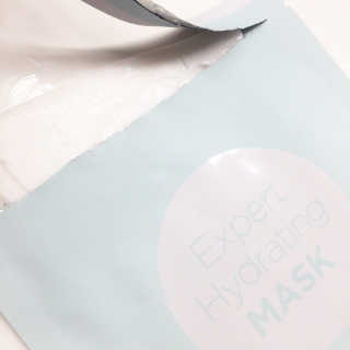 아이뽀 모든 피부 타입을위한 AIPPO Expert Hydrating Mask — 5점을 준 리뷰어가 2018년 3월 올린 사용 사진