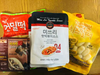 미쓰리떡볶이 just 10 min 패키지 — 5점을 준 리뷰어가 2018년 5월 올린 사용 사진