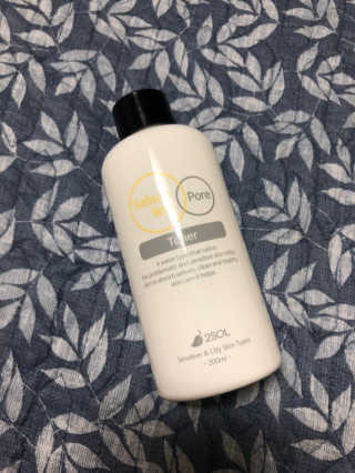 이솔화장품 이솔 세범 리스 포어 토너 200ml — 1.17점을 준 리뷰어가 2018년 8월 올린 사용 사진