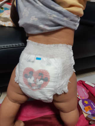 보솜이 베이비케어 팬티형 기저귀 — 4점을 준 리뷰어가 2019년 3월 올린 사용 사진