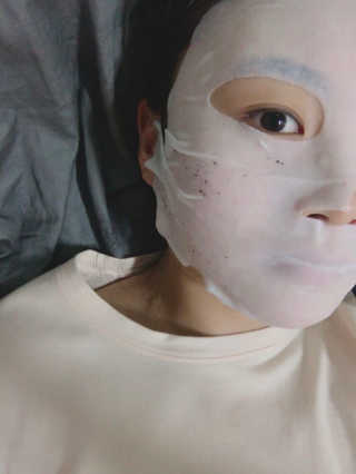 23years old 블랙캐비디올마스크 — 4.5점을 준 리뷰어가 2017년 2월 올린 사용 사진